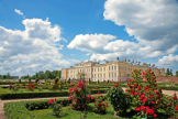 Als "Versailles des Nordens" wird die gro�e Anlage oft bezeichnet. Ein Besuch der Schlossanlage von Rundāle ist ein Muss!     /     � latvia.travel