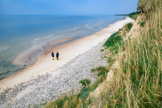 Die Westk�ste Lettland ist ein einziger Sandstrand. Besonders sch�n ist er dort, wo sich die Steilk�ste hinzugesellt. Massentourismus gibt es hier nicht.     /     � Jānis Bautra / latvia.travel